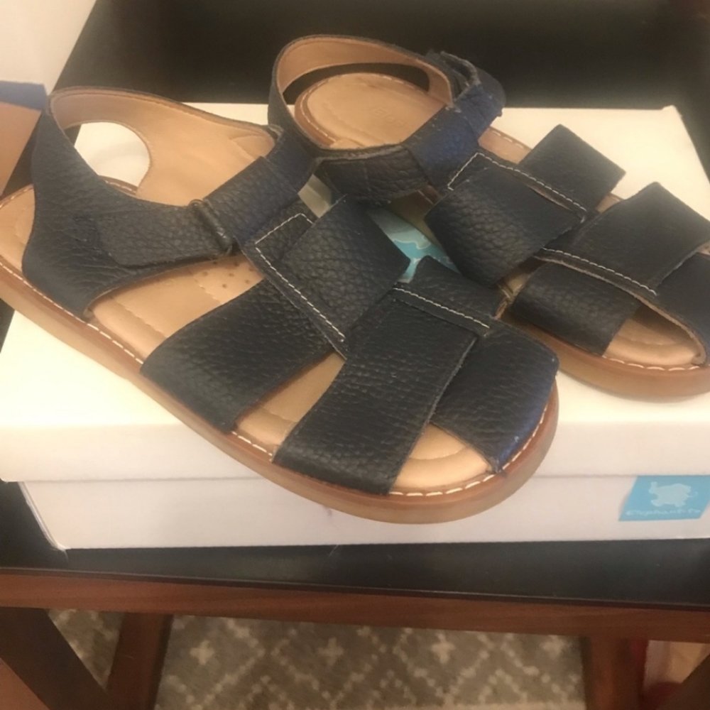 Elephantito ' Anthony' sandal
